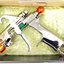 Anest Iwata KIWAMI-1-14KP6 Gravity Feed Spray Gun 1.4mm Nozzle