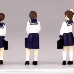 Plum MS040 Super Mini Figure #1 Sailor School Uniform Girls 1/80 Scale (HO Scale) -Kyosho shop 4582362383022 783ad666b0ad58f523d494ca2ea3de16 96335.1594105068