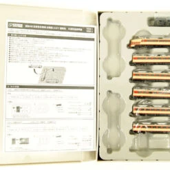 Rokuhan T030-1 JNR Series 485 Limited Express 'Hibari' JNR Color (KURO 481) 6 Cars Set (Z Scale)